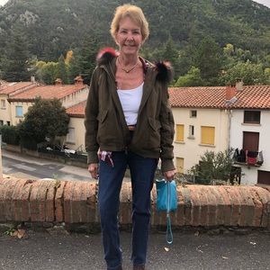 Meet your Posher, Diane